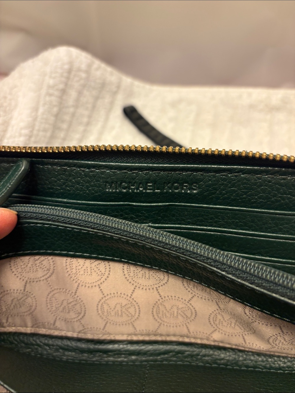 Michael Kors - Picture 7 of 10